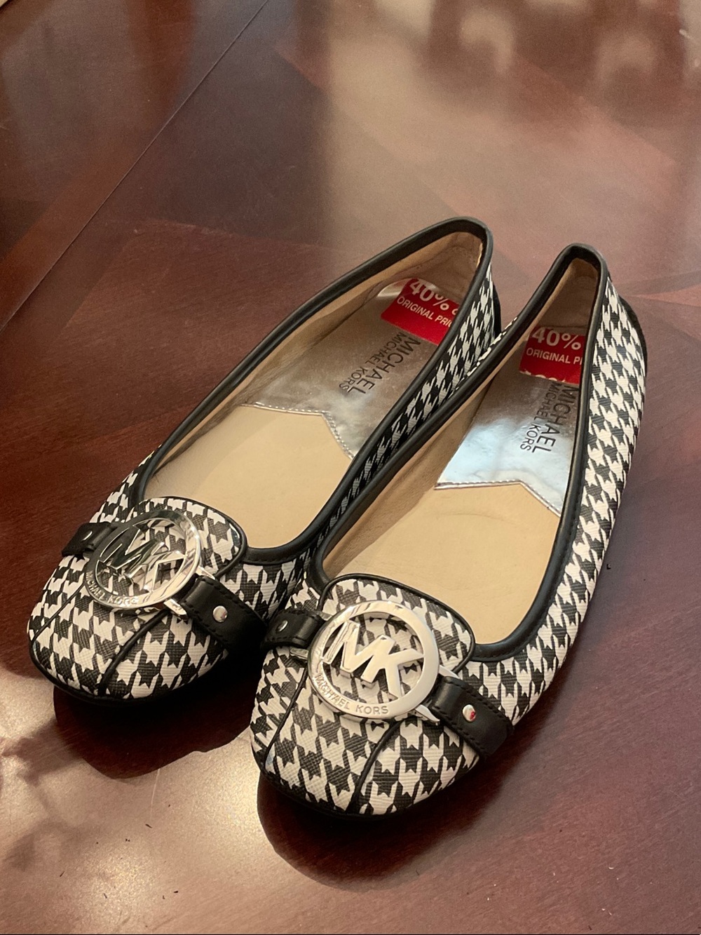 Michael Kors Black & White Houndstooth Logo Ballet Flats